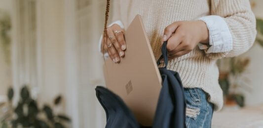 Przegląd różnych rodzajów toreb i plecaków na laptopa: Najlepsze torby i plecaki na laptopa